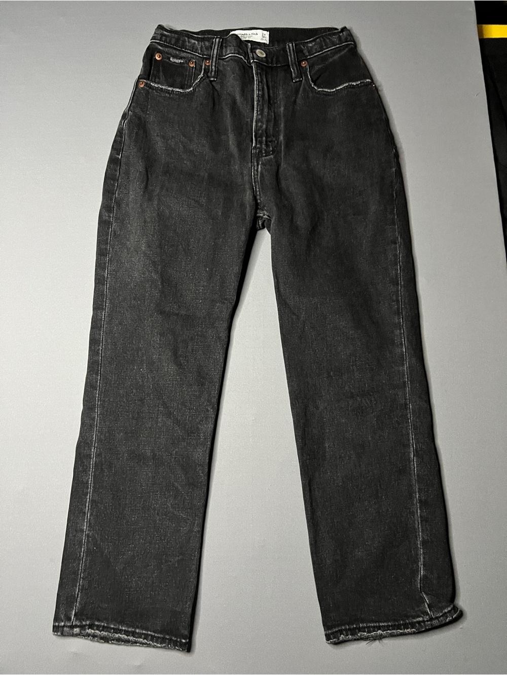 Abercrombie & Fitch women’s ankle straight ultra high rise